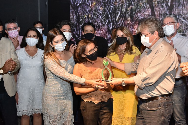 25.11.2021 Governador inaugura Crença em Monteiro (11).JPG