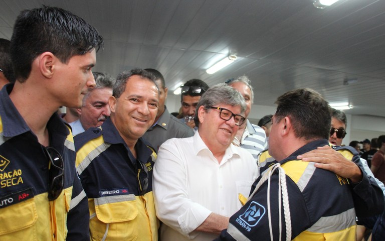 Joao inaugura ciretran de cajazeiras foto francisco franca (28).JPG