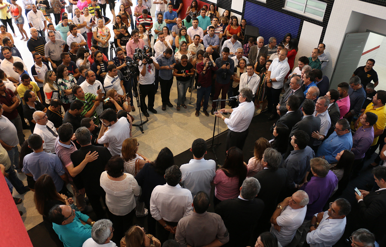 joao inaugura escola tecnica cidada de guarabira foto francisco franca (21).JPG