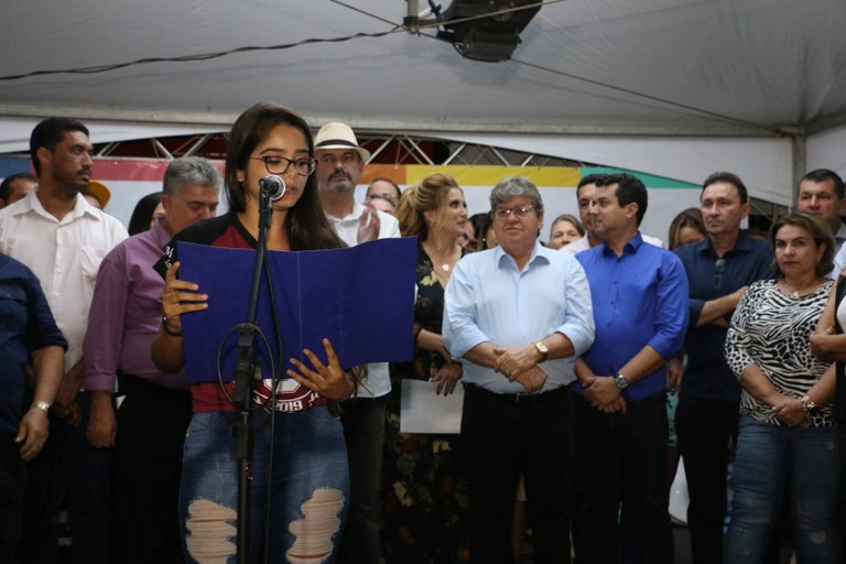 escola-capim-foto Francisco França 12.JPG