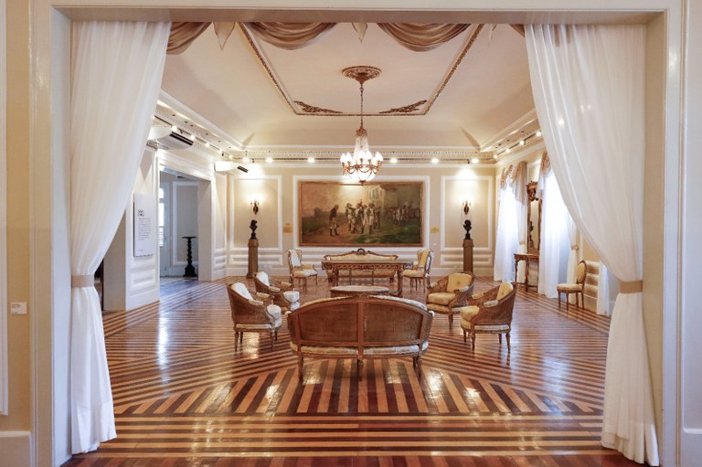 WhatsApp Image 2025-10-03 at 09.41.21-4.jpeg