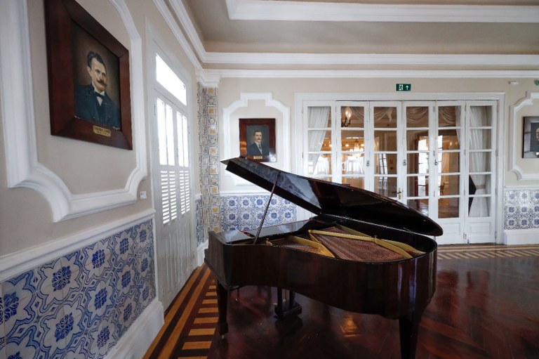 WhatsApp Image 2025-10-03 at 09.41.22-2.jpeg