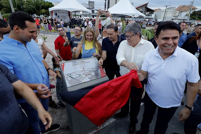 Inauguraçao da Praça em Intermares Foto Francisco França Secom Pb (5).jpg