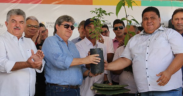joao adutora caraubas foto francisco franca (10).JPG