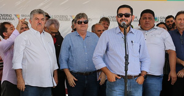 joao adutora caraubas foto francisco franca (11).JPG