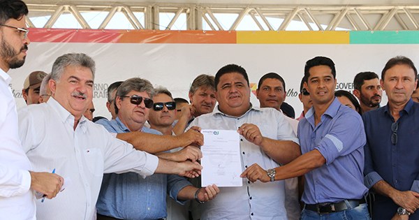 joao adutora caraubas foto francisco franca (9).JPG