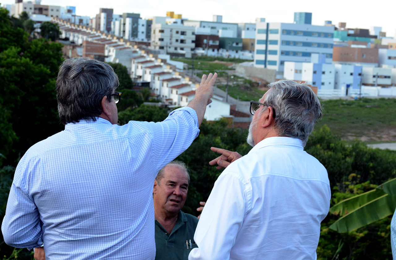 Governador visita obras de mobilidade em JP foto francisco frança Secom PB (10).JPG