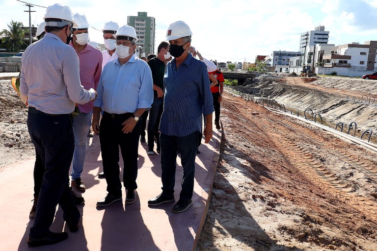 Obra Parque Parahyba III Foto Francisco França (3).JPG