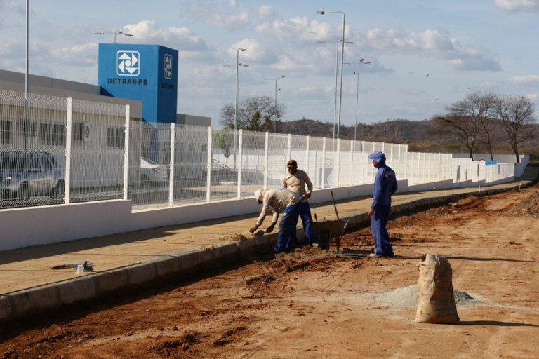 pavimentação-ciretran-cajazeiras-francisco franca3.JPG