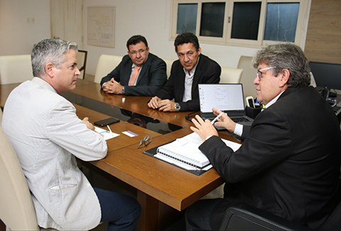 consul da espanha_gonzalo founier_foto francisaco franca (2).jpg consul da espanha_gonzalo founier_foto francisaco franca (2).jpg