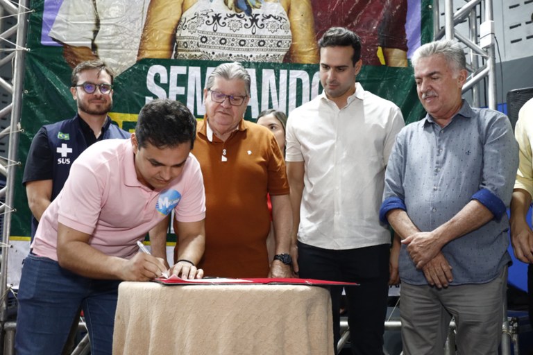 WhatsApp Image 2025-08-01 at 21.55.50-2.jpeg