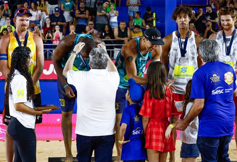 WhatsApp Image 2025-09-21 at 19.33.46-3.jpeg