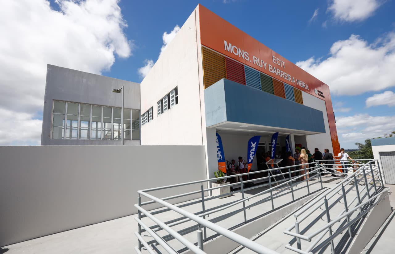 WhatsApp Image 2025-10-06 at 10.00.59.jpeg