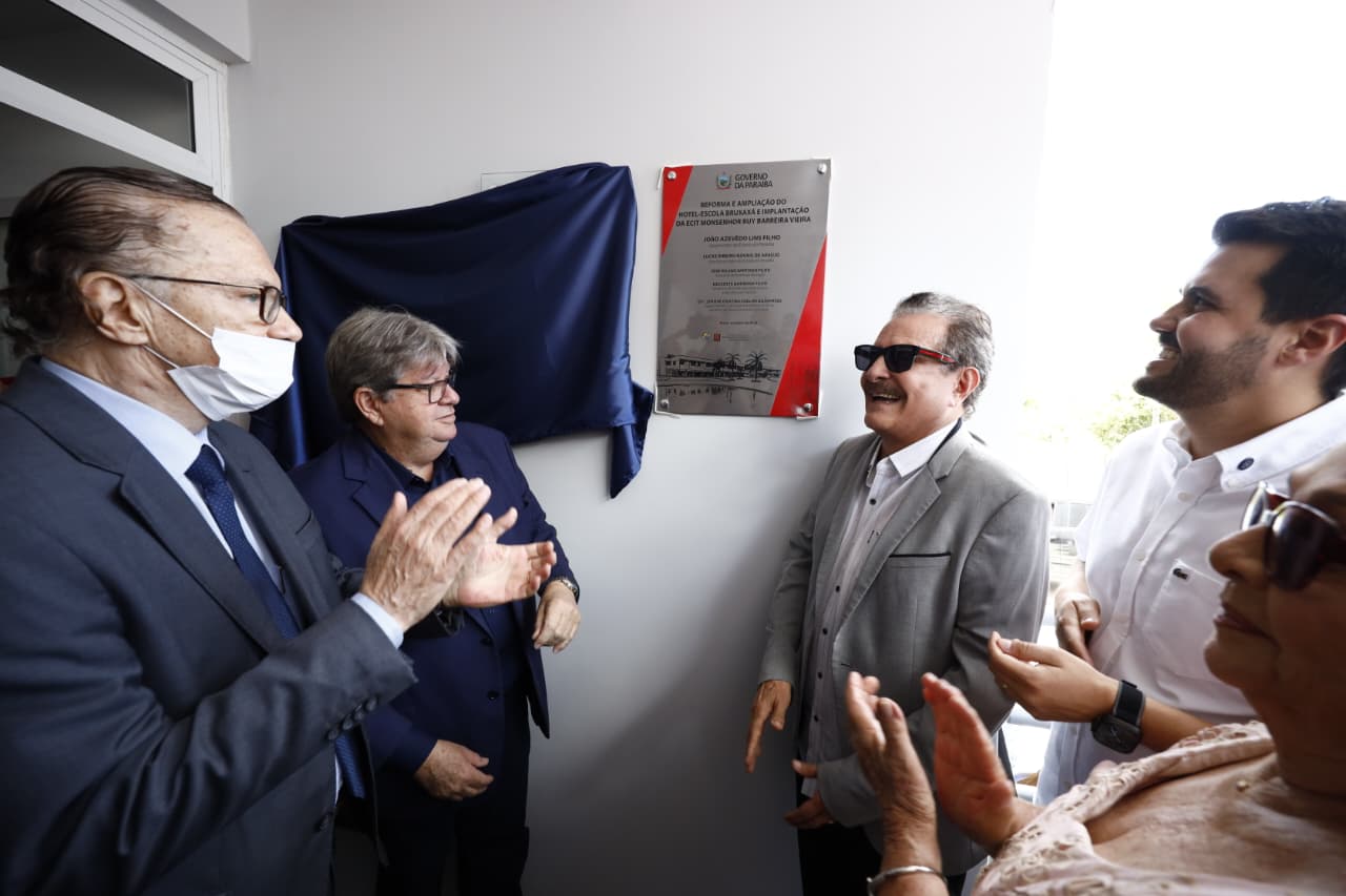 WhatsApp Image 2025-10-06 at 14.17.17.jpeg