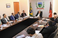 João Azevêdo recebe comitiva do Banco Mundial e apresenta projetos da Paraíba em segurança hídrica ao novo diretor da instituição para América Latina e Caribe