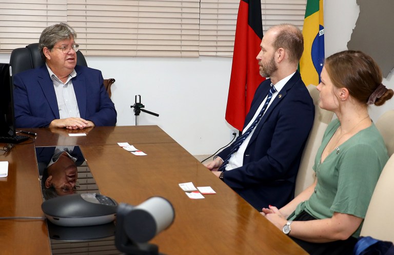Visita Embaixador Finlandia Foto Francisco França (10).jpg