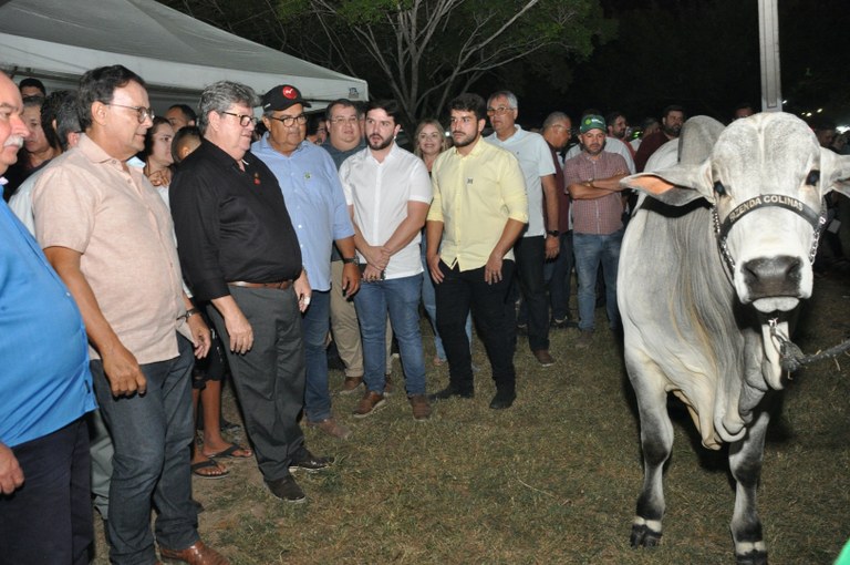 visita_gov_parq_exp_cg_fabiana_veloso (30).JPG