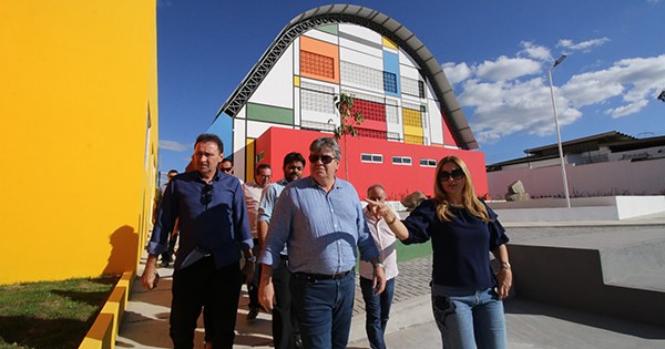 Joao visita a escola cidada Alvaro Gaudencio em CG foto francisco franca (5).JPG