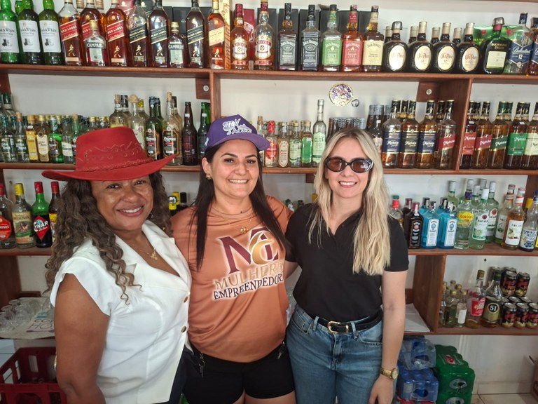 Encontro de Mulheres do Agro - Márcia Dornelles, Marnalva e Paolla Leite.jpeg