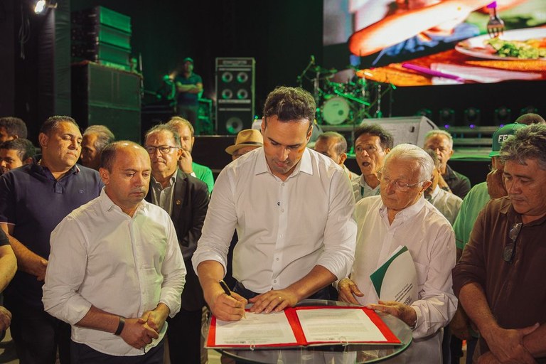 PHOTO-2025-10-24-08-54-54 (2).jpg