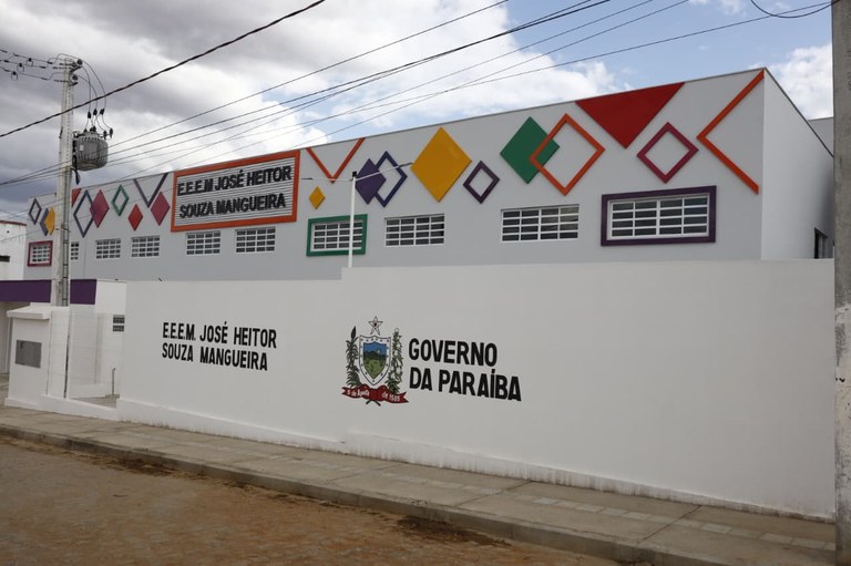 WhatsApp Image 2025-10-21 at 15.16.32-2.jpeg