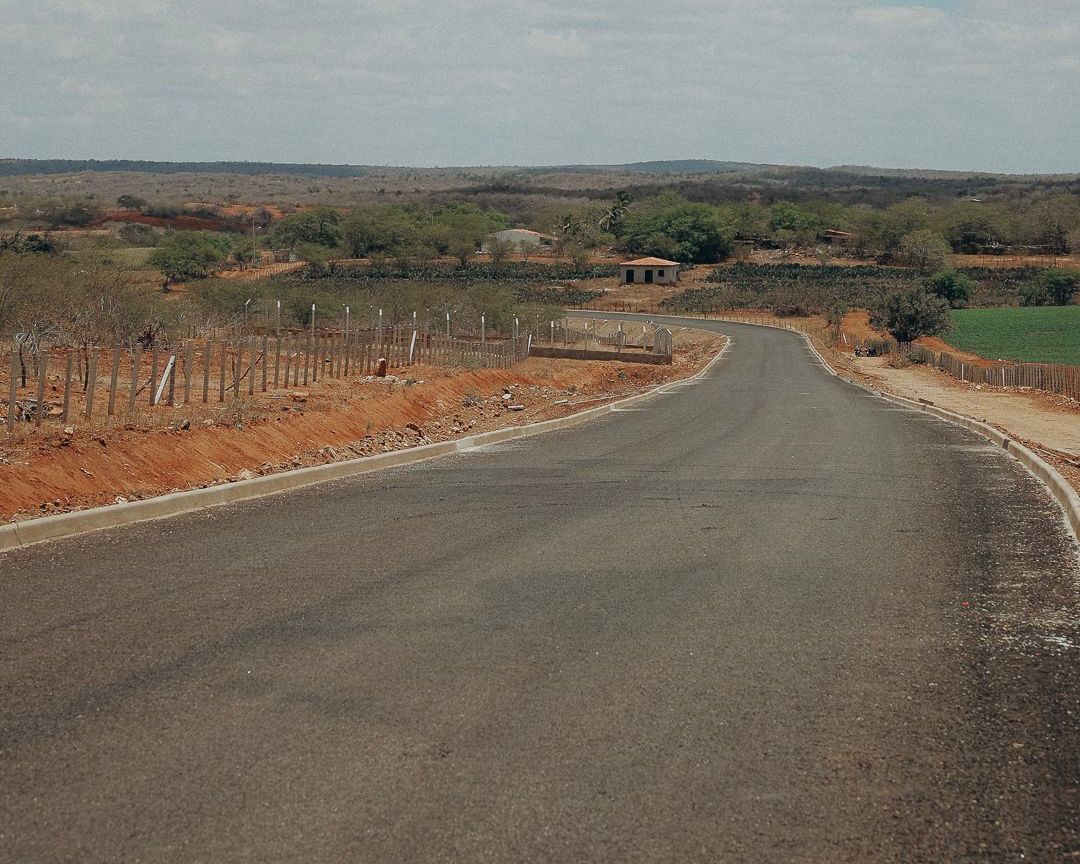 WhatsApp Image 2025-10-27 at 15.37.34.jpeg