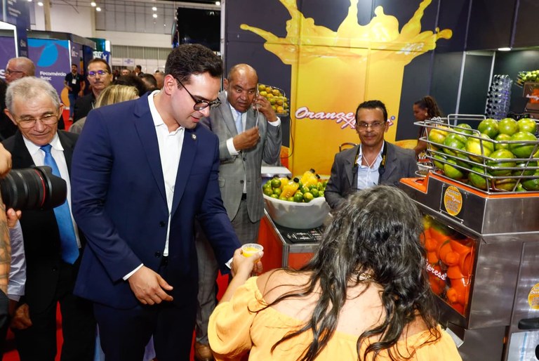 WhatsApp Image 2025-10-20 at 20.24.34-2.jpeg