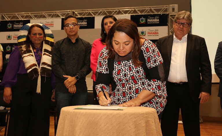 primeira dama participou do dia internacional da mulher_foto francisco franca (17).JPG
