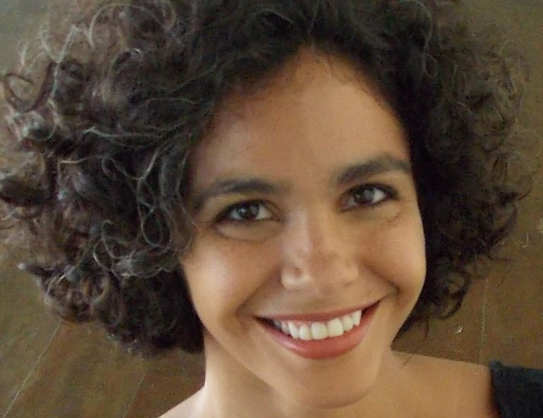 VALÉRIA VICENTE.jpg