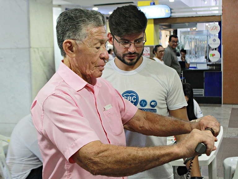 ses dia de combate e prevencao a hipertensao arterial foto ricardo puppe (2).JPG ses dia de combate e prevencao a hipertensao arterial foto ricardo puppe (2).JPG