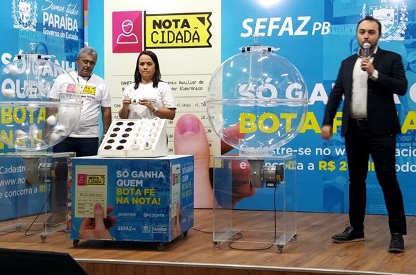 FOTO-SORTEIO_34º_OUTUBRO_ok.jpg FOTO-SORTEIO_34º_OUTUBRO_ok.jpg