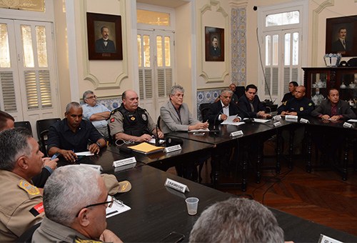 assinatura-do-sec-seguranca_foto-walter-rafael.jpg