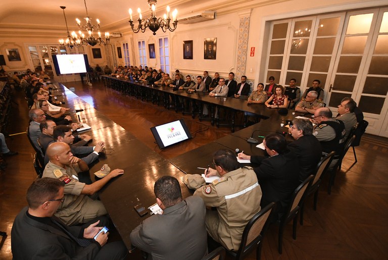 governo faz reuniao de seguranca_foto jose marques (5).JPG