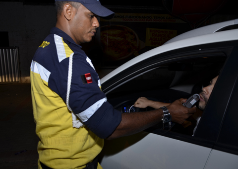 25.04.15-detran-pb_lei-seca_foto-walter-rafael-27.jpg