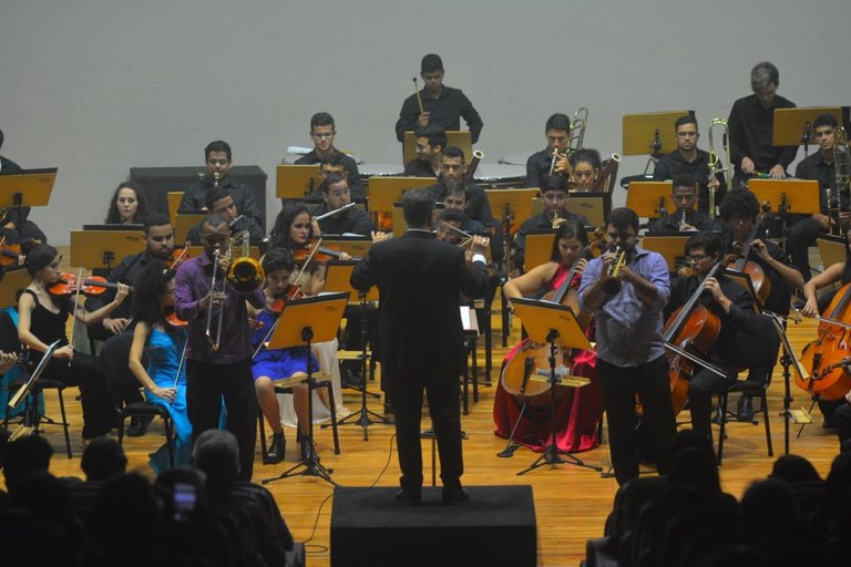 OSJPB - concerto comemorativo3_Thercles Silva.jpeg