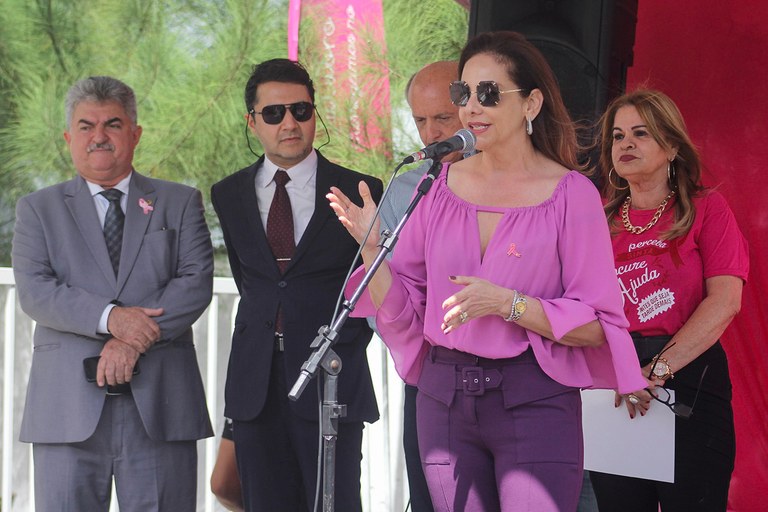 primeira dama participa do lancamento do outubro rosa_foto ricardo puppe (5).jpeg