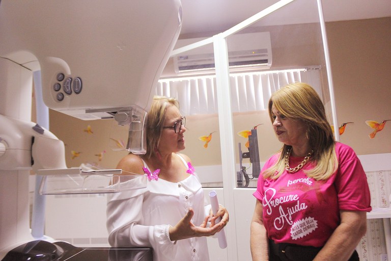 primeira dama participa do lancamento do outubro rosa_foto ricardo puppe (6).jpg