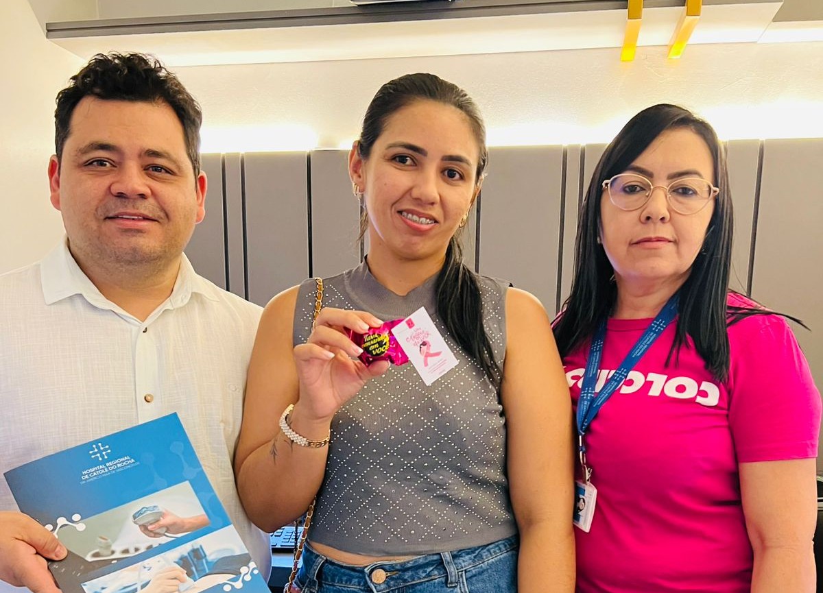 Rafaela Soares (centro) foi uma das mulheres que aproveitou o pimeiro dia da campanha.jpg