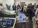 As entregas dos kits e apresentações musicais  aconteceram nas enfermarias do Hospital do Bem.jpg