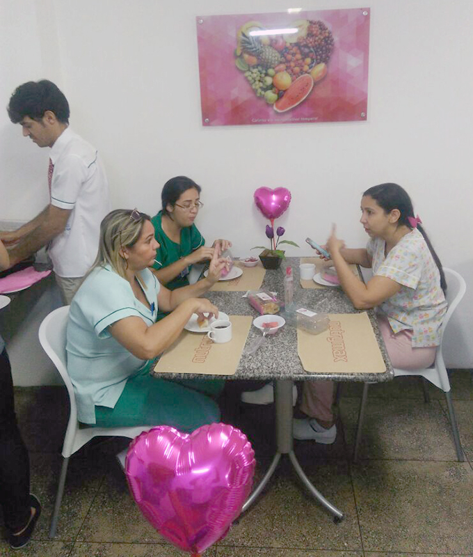 O-refeitório-recebeu-decoração-especial.jpeg