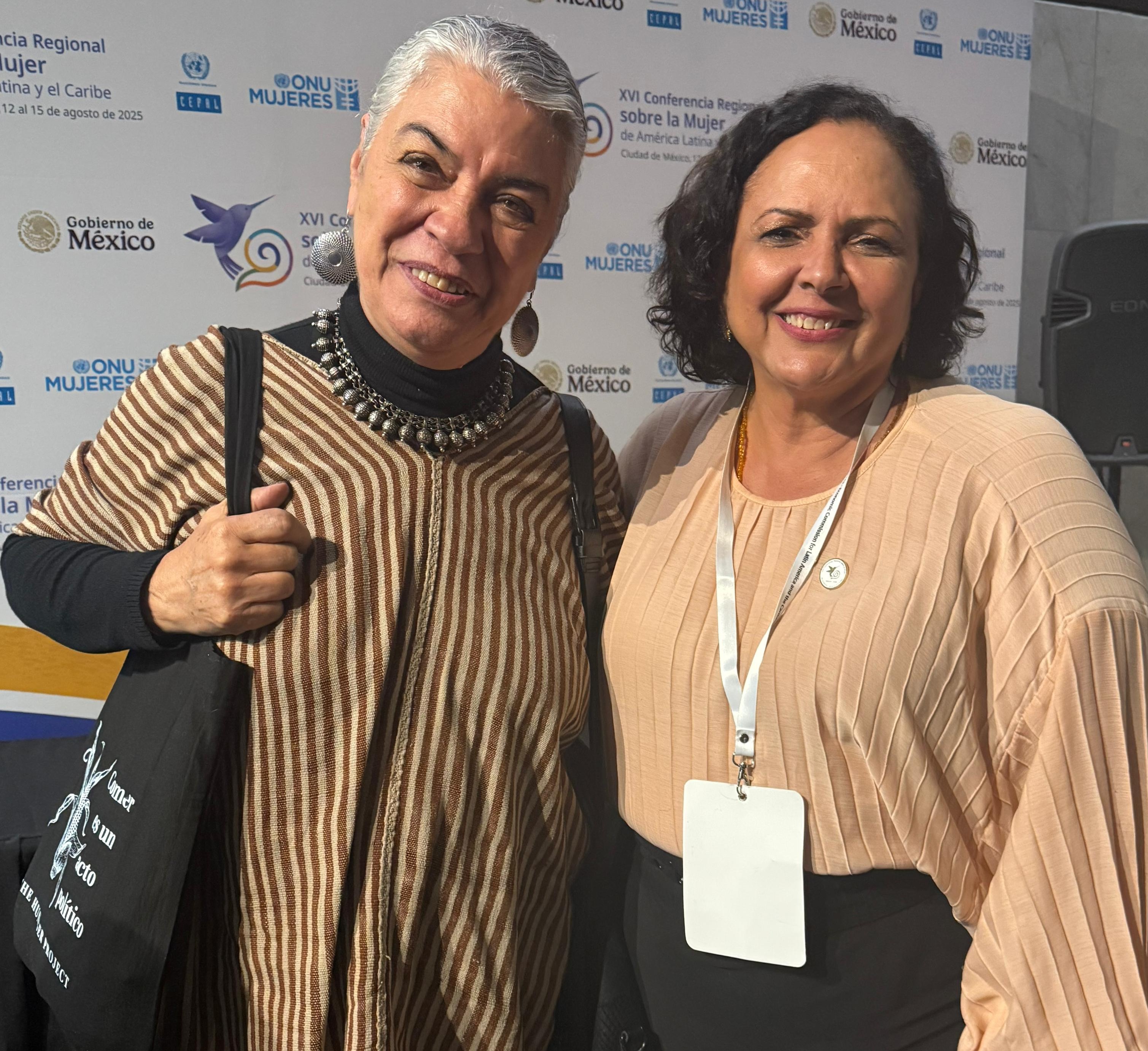 com a vice ministra do México, Maria  Elvira Borquez.jpeg