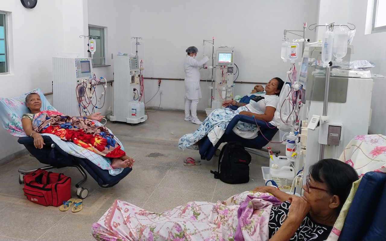ses paraiba pioneira no exame de carga viral de hepatite b e c com pacientes de hemodialise 4.jpg