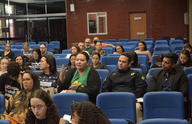 22-10-25 Revisao do Plano Decenal Nacional de Enfrentamento  da Violencia Sexual contra Crianças e Adolescentes Foto-Alb (68).JPG