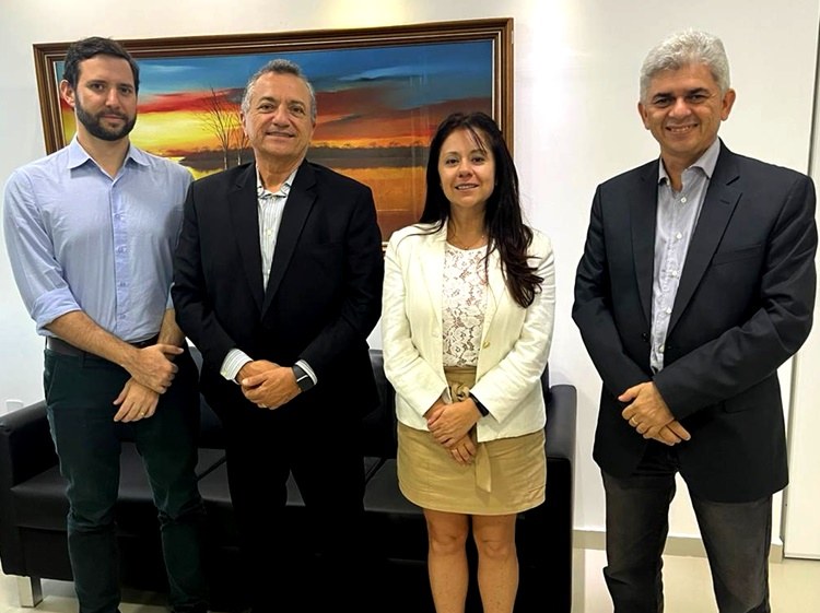FOTO_VISITA_DO_BID_SEFAZ_OK.jpg FOTO_VISITA_DO_BID_SEFAZ_OK.jpg