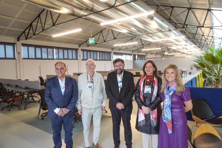 PHOTO-2025-11-13-09-09-33 (3).jpg