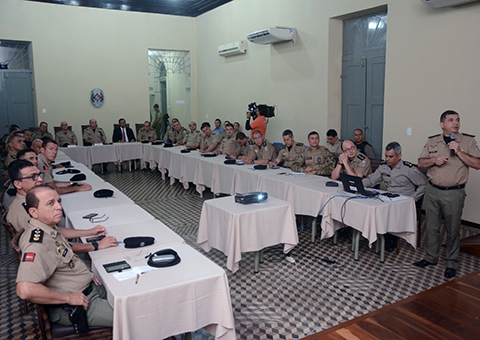 reuniao-avalia-policia-no-periodo-eleitoral-e-acoes-para-segundo-turno-2.jpeg