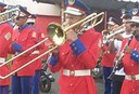 prima-e-Banda-marcial-mudam-a-vida-de-aluno-da-rede-estadua_foto-thumbnail-1.jpg