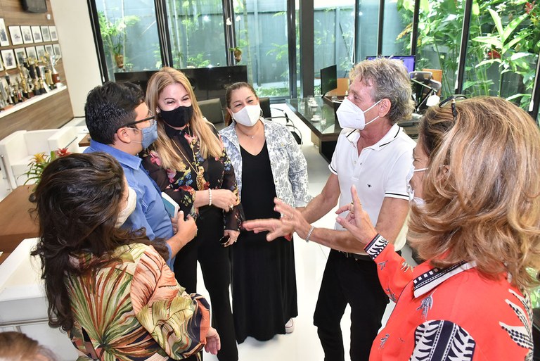 26.08.2021 Visita da primeira-dama a Roberto Santiago (18).JPG