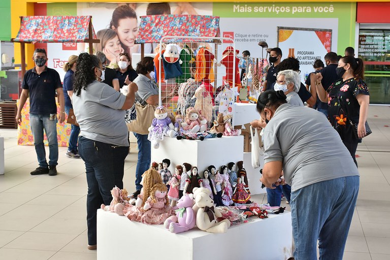 21.06.2021 Lançamento do espaço do Artesão  no Ferreira Costa (7).JPG