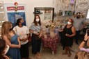 Primeira-dama visita as homenageados do 33 salão do artesanato (12).JPG
